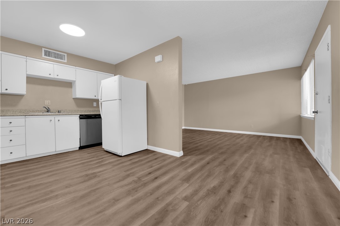 350 Desert Inn Road #E201, Las Vegas 89109
