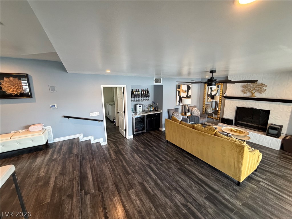 Photo 13 of 24, 8765 Beluga Way