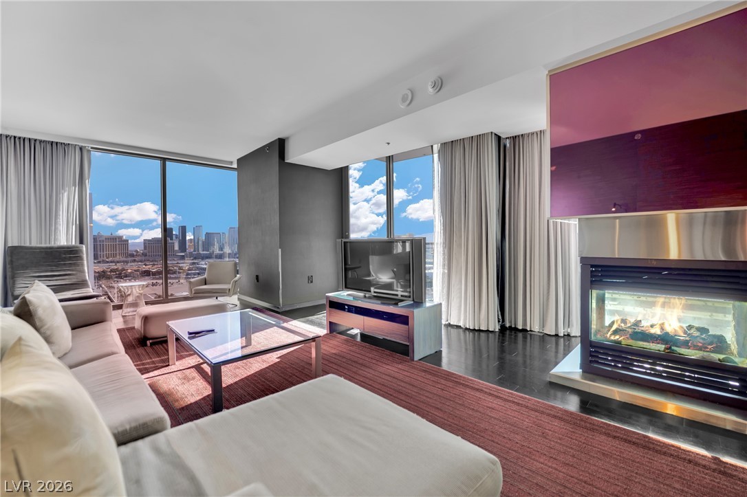 Photo 5 of 4381 W Flamingo Road #2022
