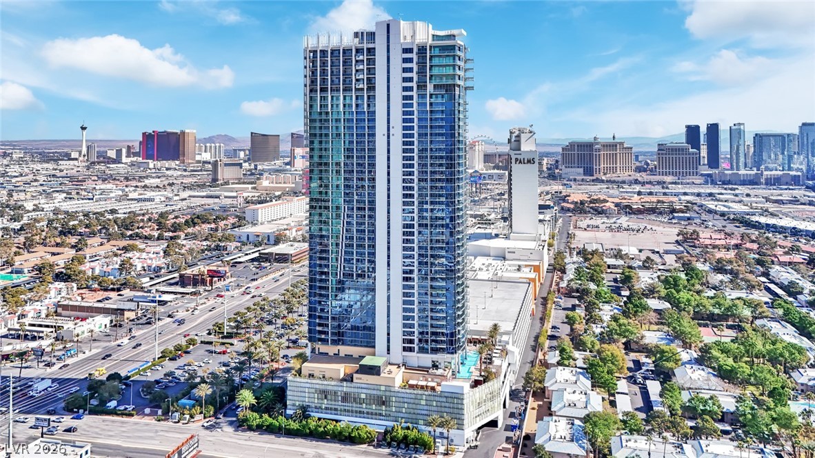 Photo 50 of 71, 4381 W Flamingo Road #2022