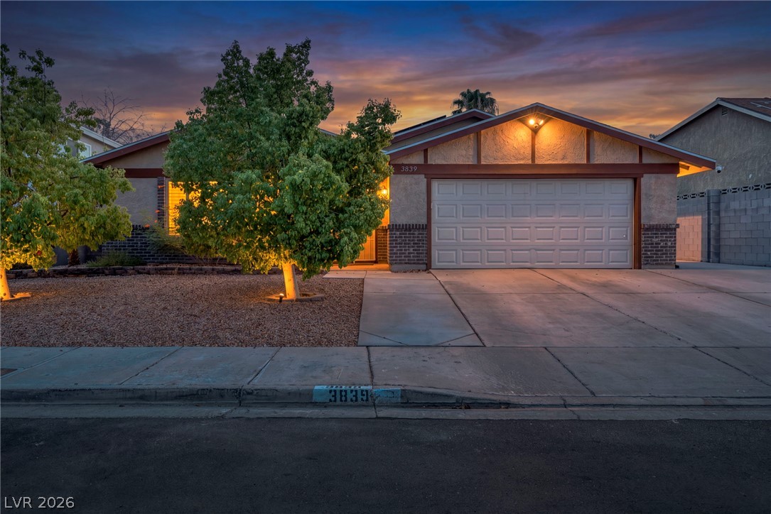 3839 Reflection Way, Las Vegas 89147