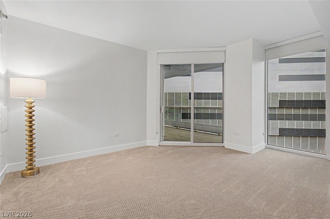 Photo 11 of 21, 2877 Paradise Road #906