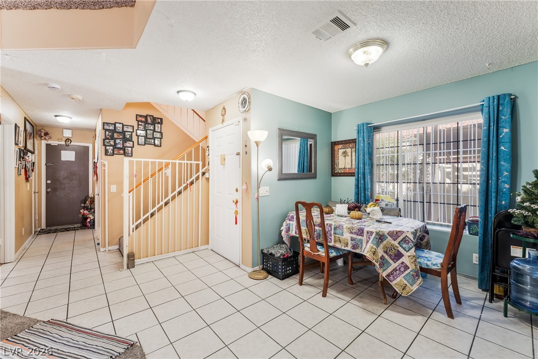 Photo 5 of 5336 Hollow Brook Avenue