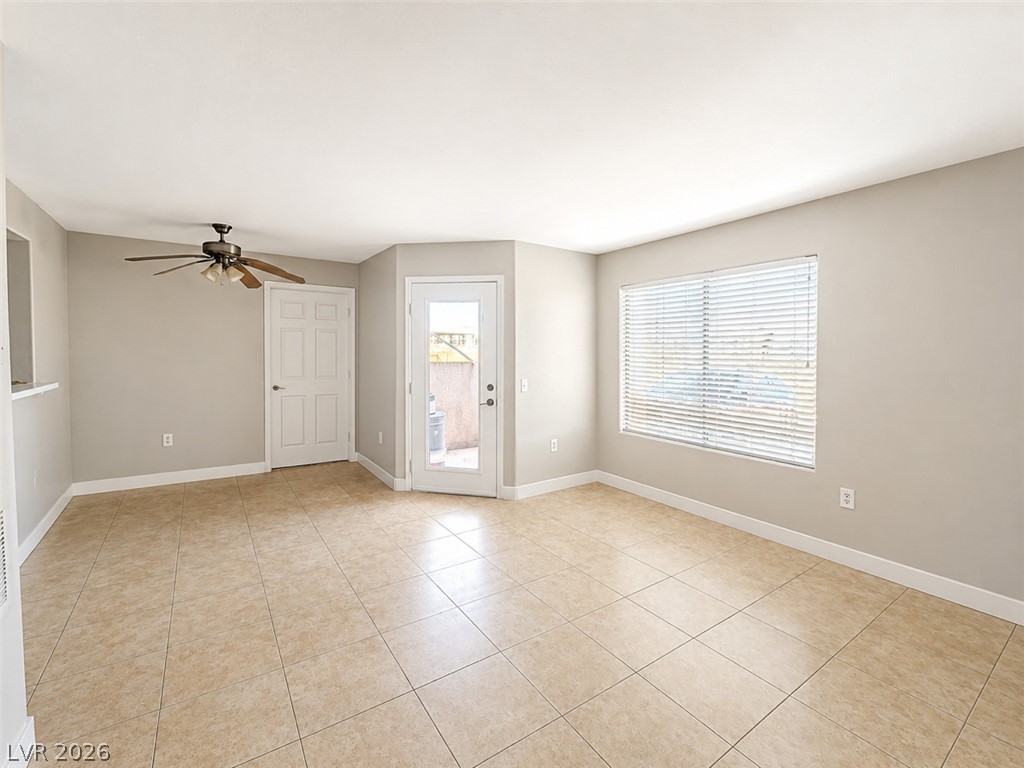 Photo 3 of 1830 N Pecos Road #140