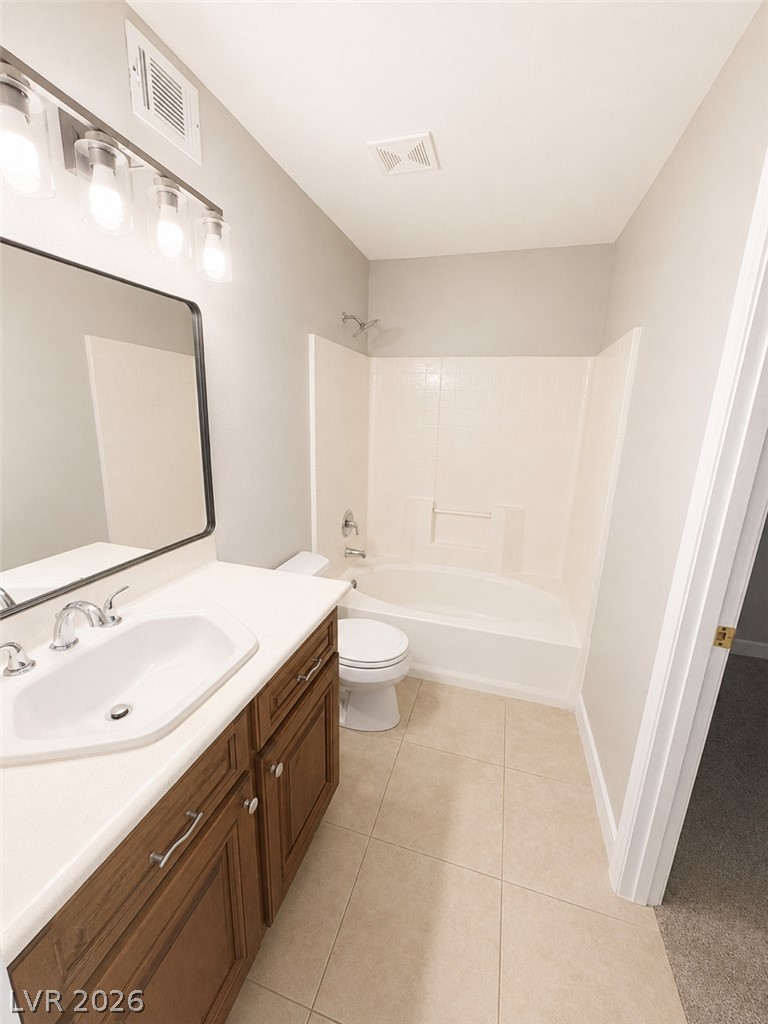 Photo 6 of 11, 1830 N Pecos Road #140