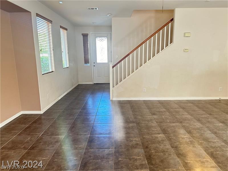 Photo 2 of 545 NEWBERRY SPRINGS Drive