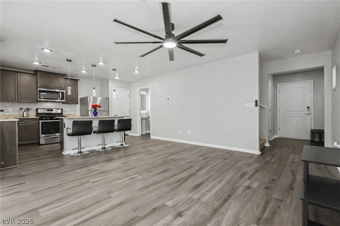 Photo 4 of 6519 Baylyn Court