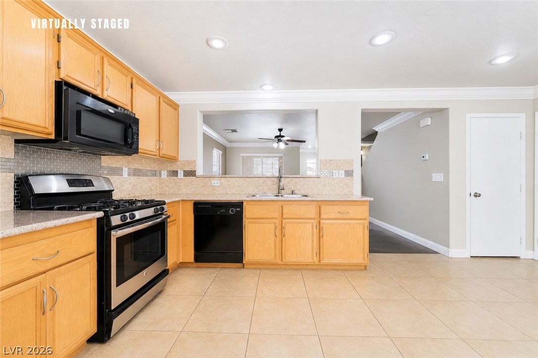 Photo 6 of 27, 7225 Neches Avenue