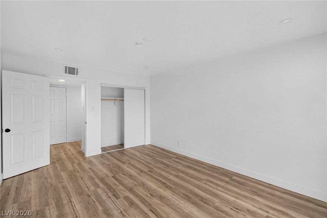 Photo 18 of 34, 3930 University Center Drive #103