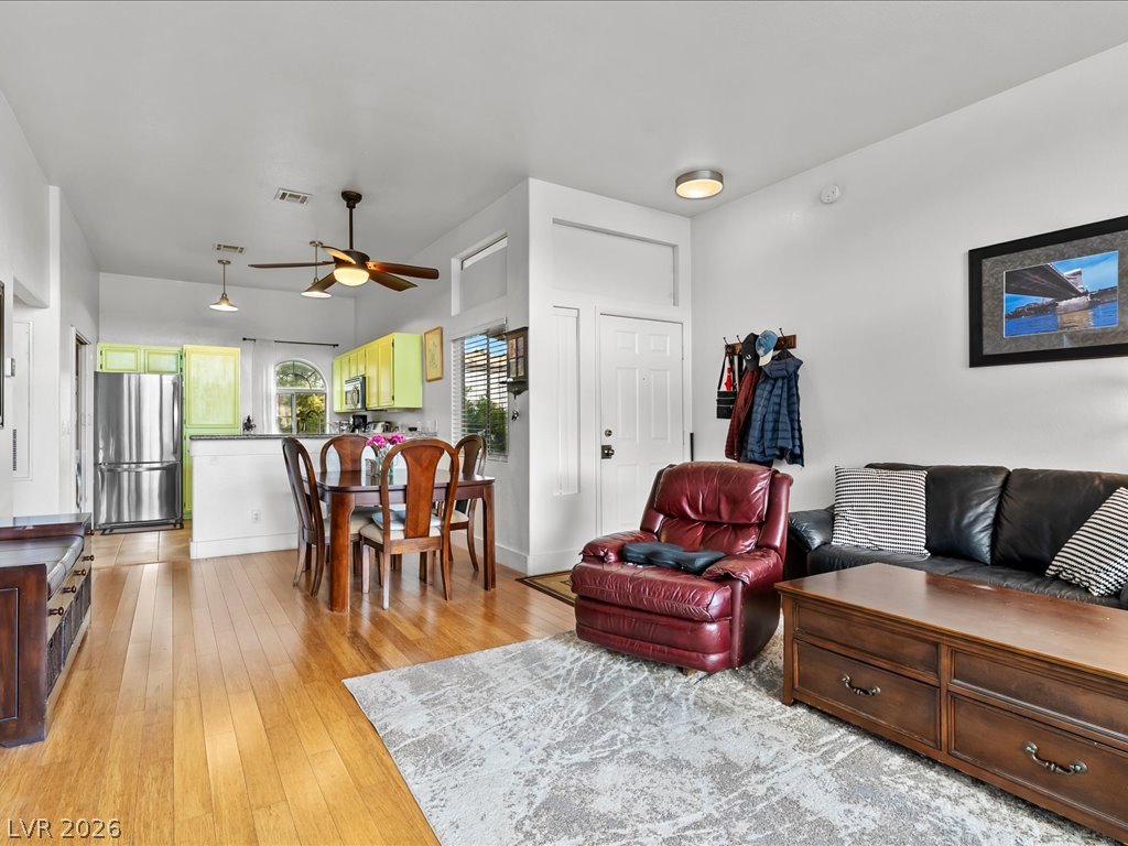 Photo 5 of 3125 N Buffalo Drive #2092