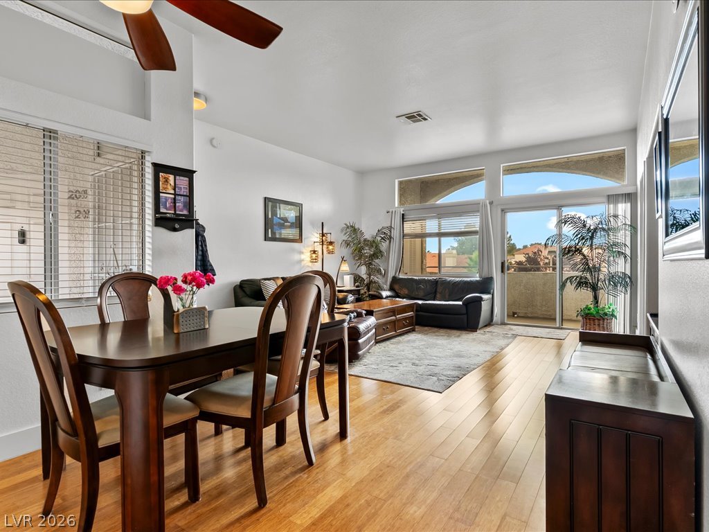 Photo 8 of 43, 3125 N Buffalo Drive #2092