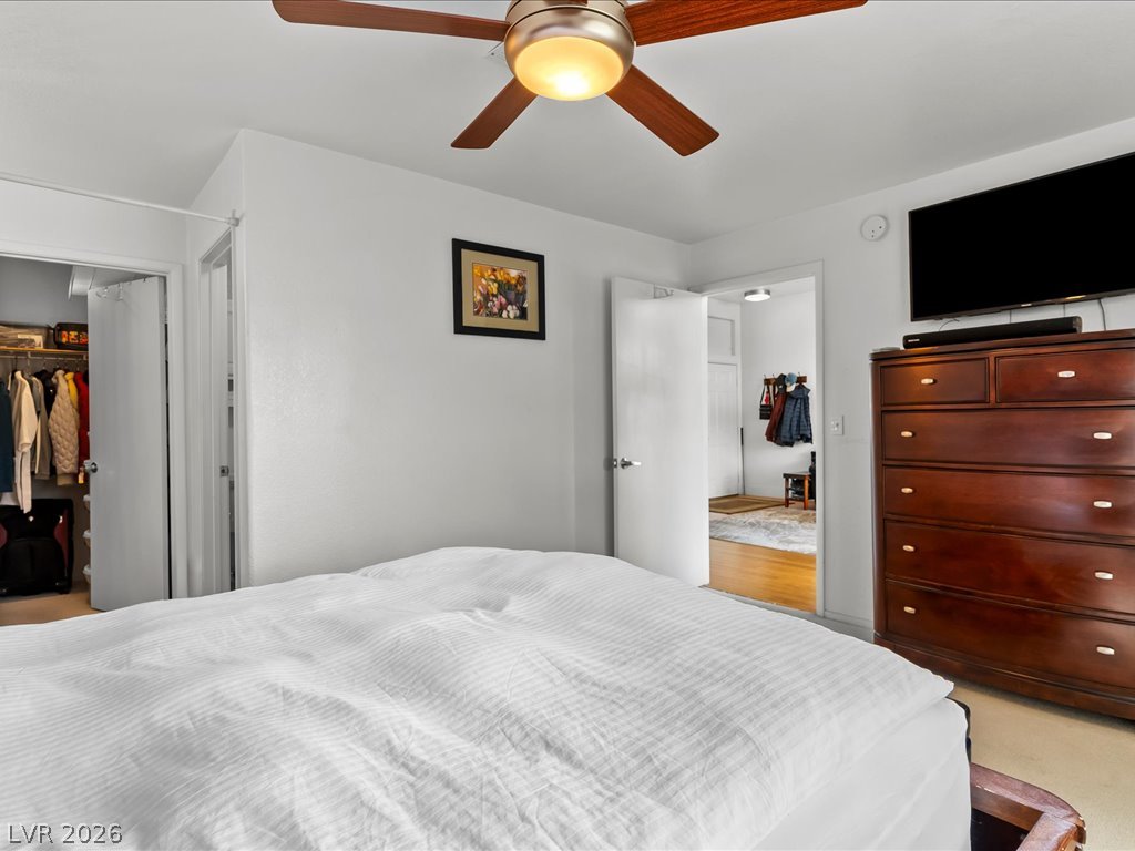 Photo 14 of 43, 3125 N Buffalo Drive #2092