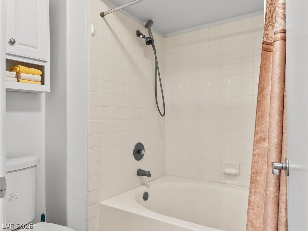 Photo 17 of 43, 3125 N Buffalo Drive #2092