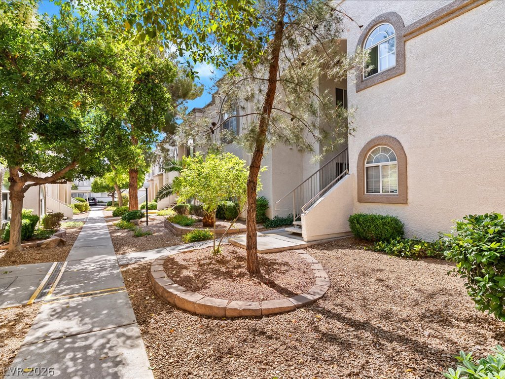 Photo 2 of 3125 N Buffalo Drive #2092