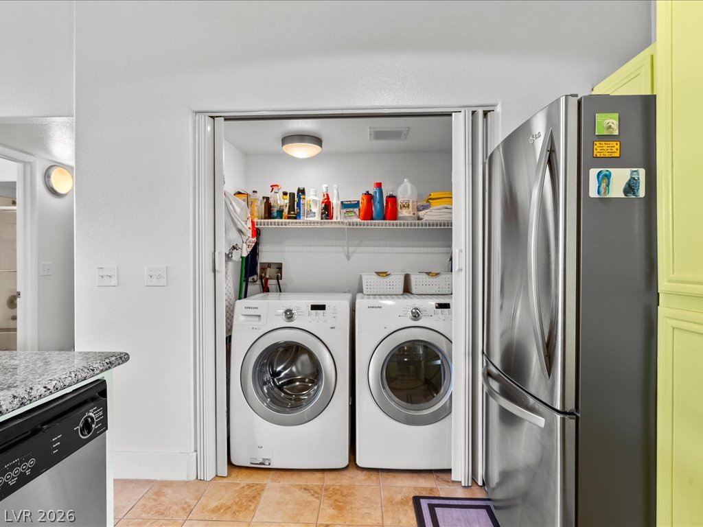 Photo 11 of 43, 3125 N Buffalo Drive #2092