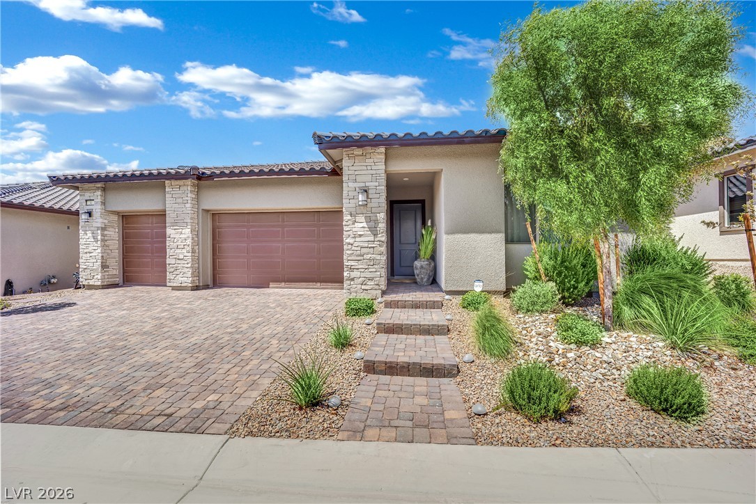 30 Barrio Alto Court, Henderson 89011