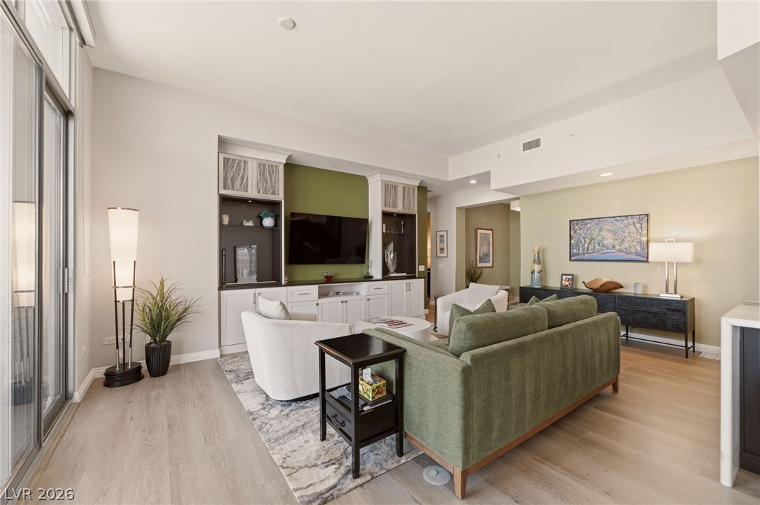 Photo 4 of 200 W Sahara Avenue #4004
