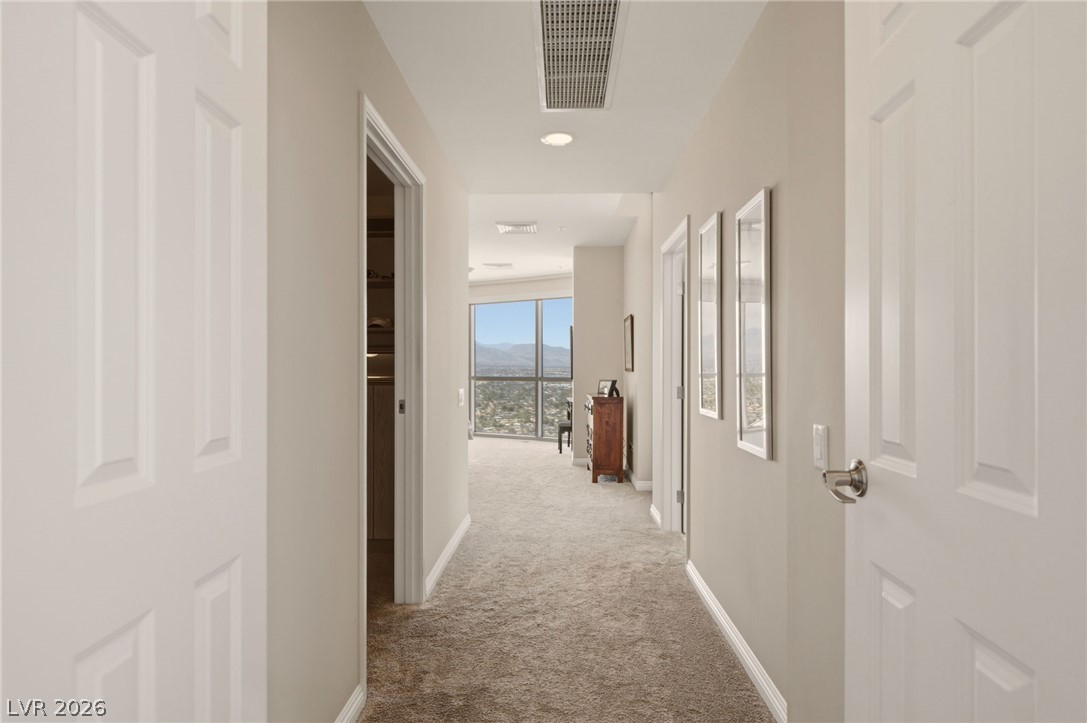 Photo 22 of 69, 200 W Sahara Avenue #4004