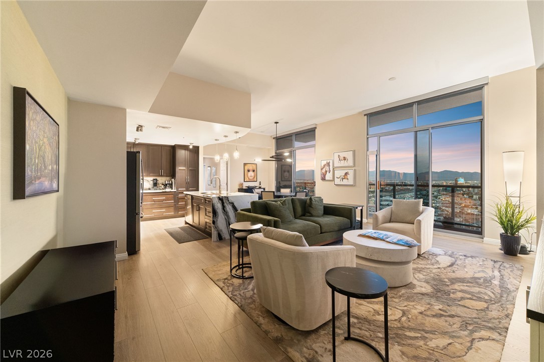Photo 48 of 69, 200 W Sahara Avenue #4004