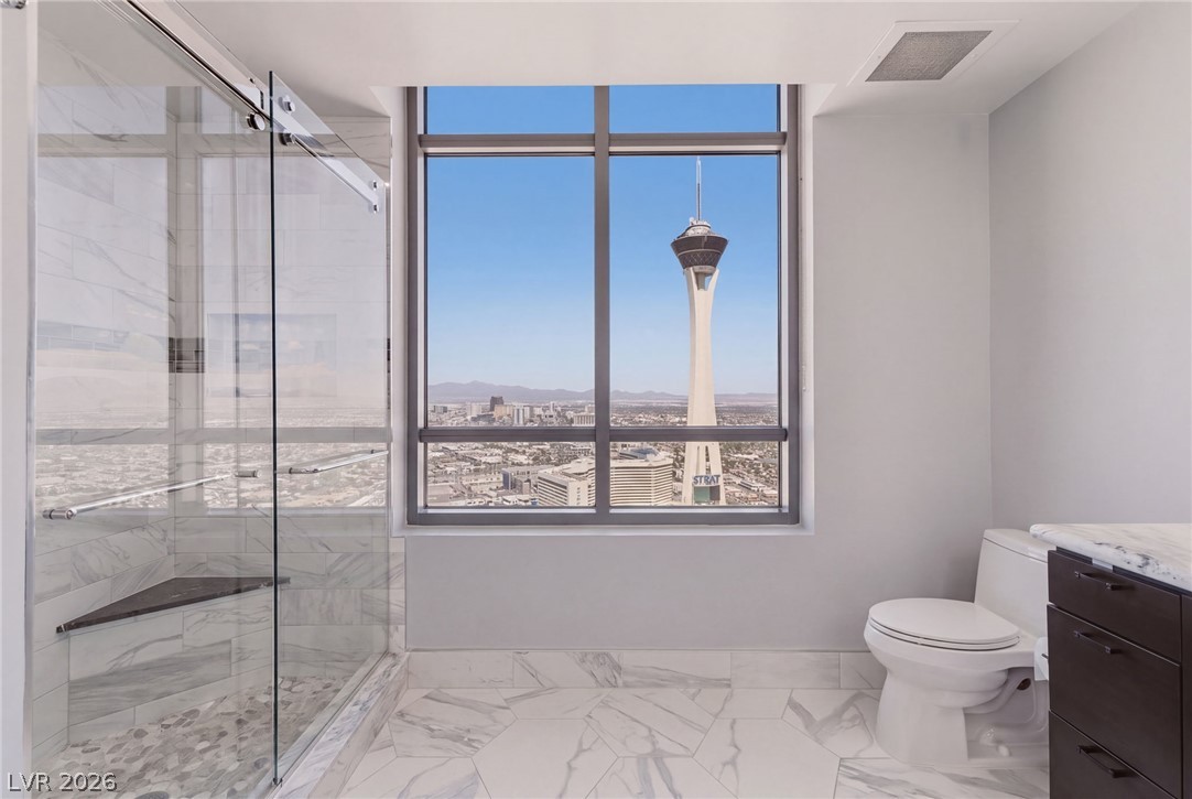 Photo 31 of 69, 200 W Sahara Avenue #4004