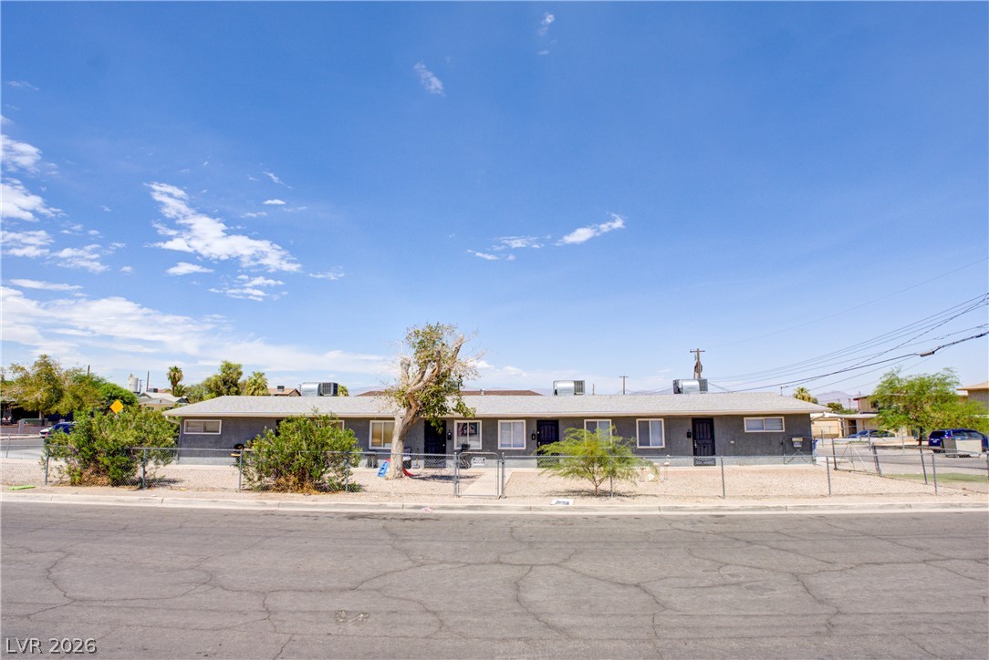 702 N 10th Street, Las Vegas 89101