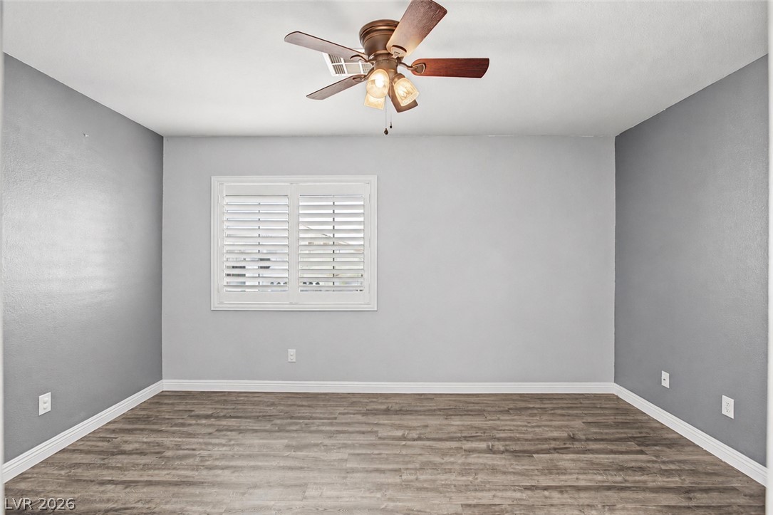 Photo 32 of 38, 911 Sterling Thorn Court