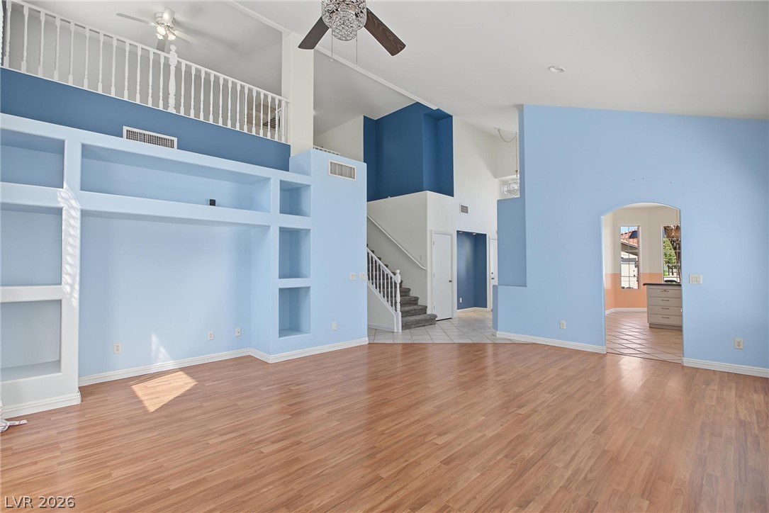 Photo 9 of 38, 911 Sterling Thorn Court