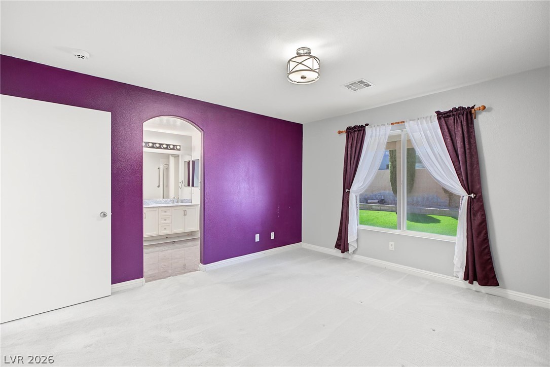Photo 18 of 38, 911 Sterling Thorn Court