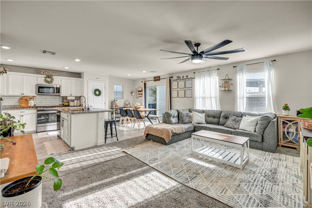 5037 Bloodhound Street, Las Vegas