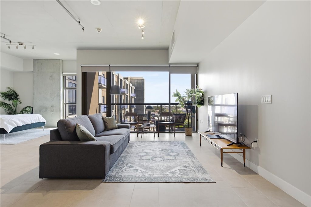 353 E Bonneville Avenue #630, Las Vegas