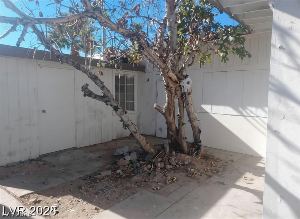 Photo 3 of 1317 Exley Avenue