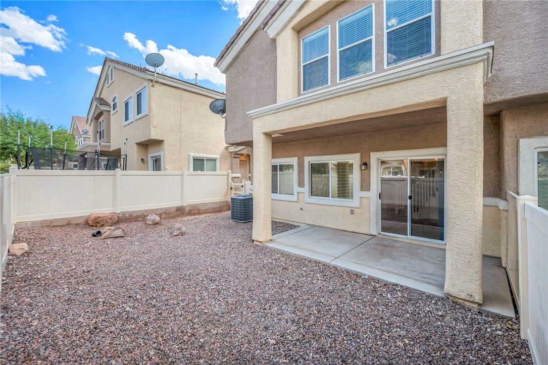 Photo 37 of 45, 1144 Harts Bluff Place #2