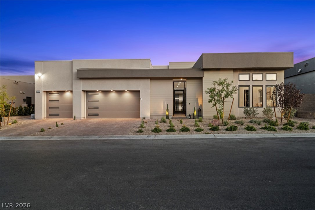 11233 Desert Heights Avenue, Las Vegas 89135