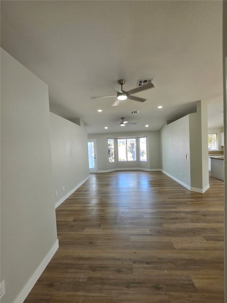 Photo 16 of 36, 320 New Hope Drive