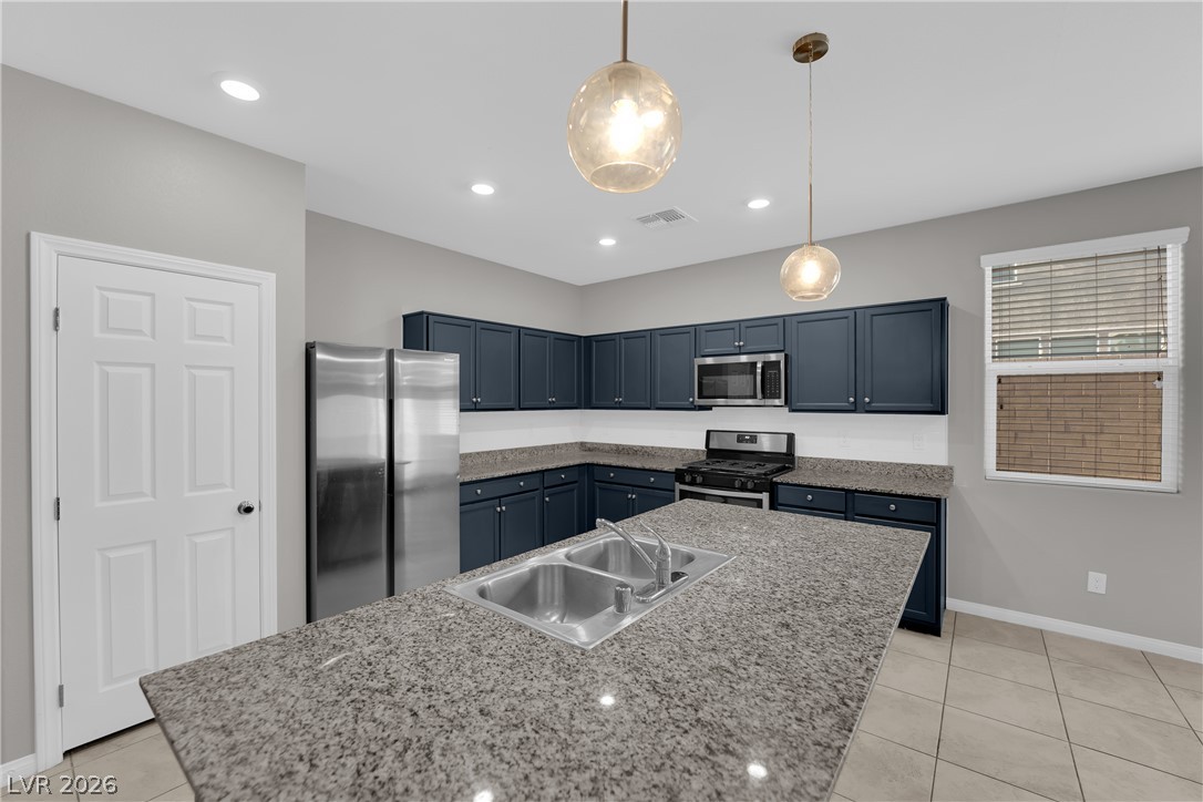 Photo 6 of 37, 7081 Baza Avenue