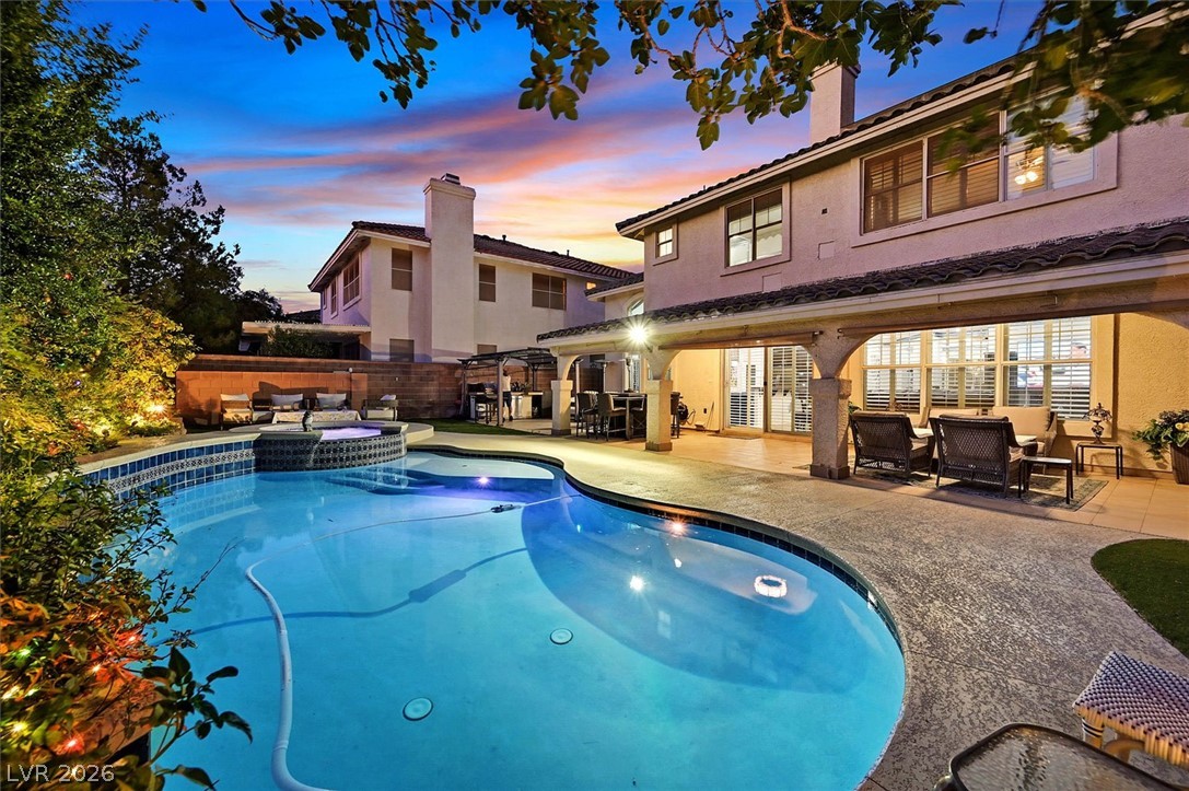 Photo 7 of 60, 3739 Broadmead Street