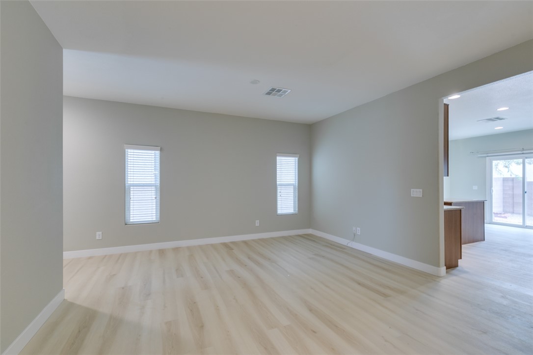 Photo 6 of 45, 5334 Rapunzel Court