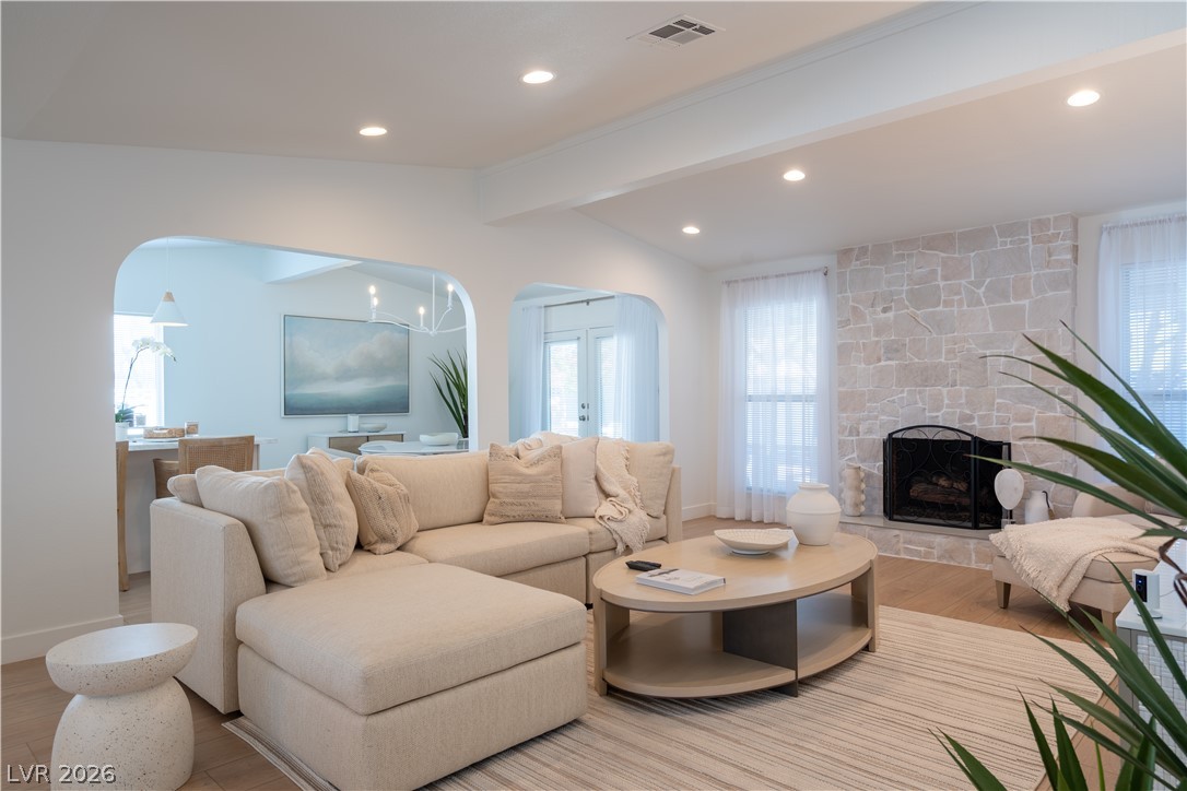 8817 Pesaro Drive, Las Vegas 89117