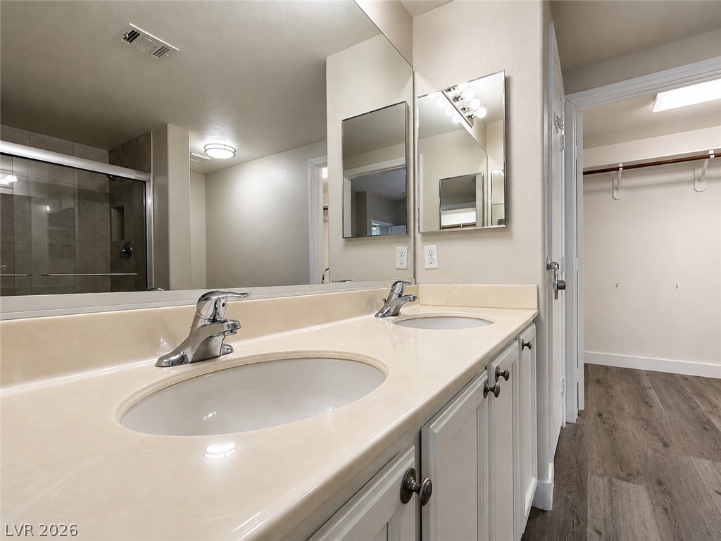 Photo 8 of 14, 7450 S Eastern Avenue #1059