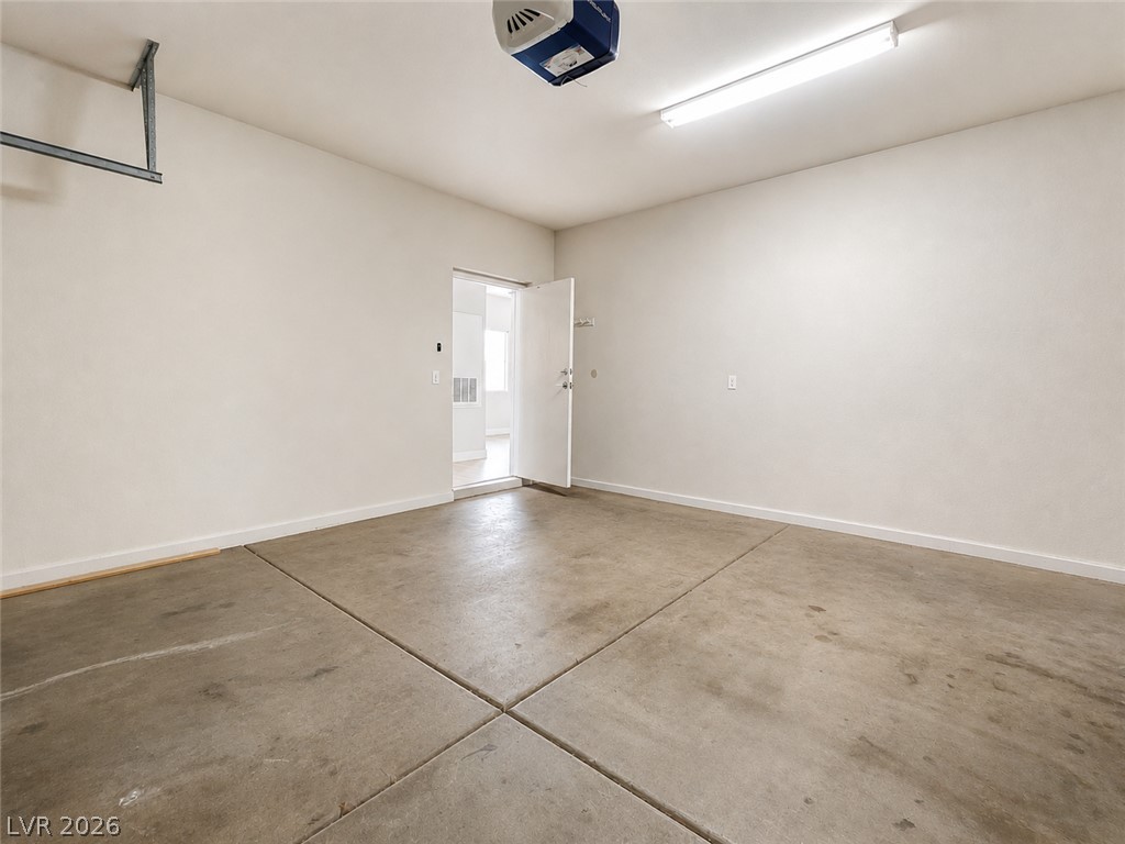 Photo 10 of 14, 7450 S Eastern Avenue #1059