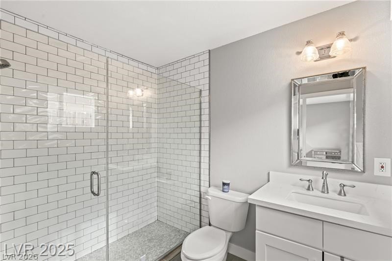 Photo 9 of 18, 1707 S 8th
