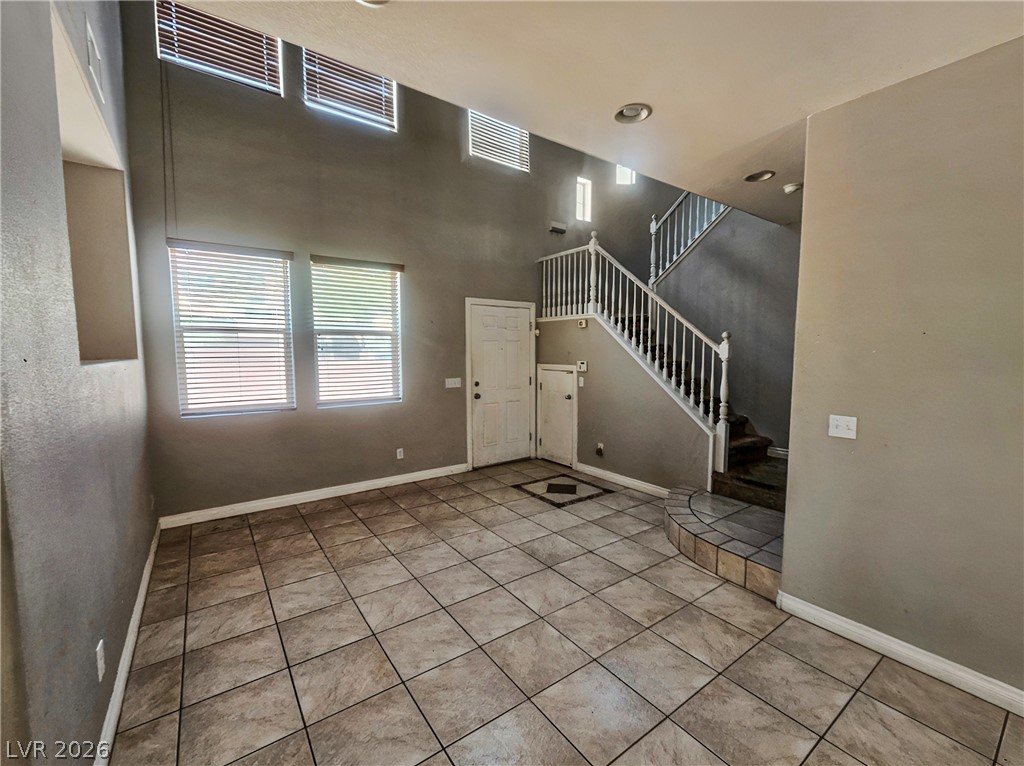 Photo 14 of 40, 11011 Cusak Close Street