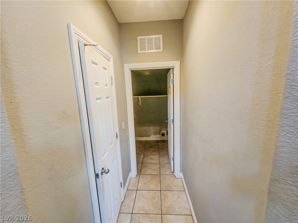 Photo 20 of 40, 11011 Cusak Close Street