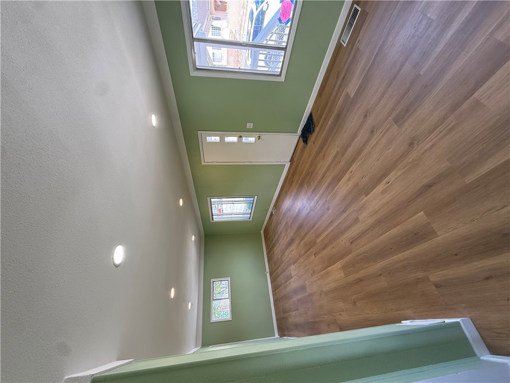 Photo 3 of 850 Avenue I