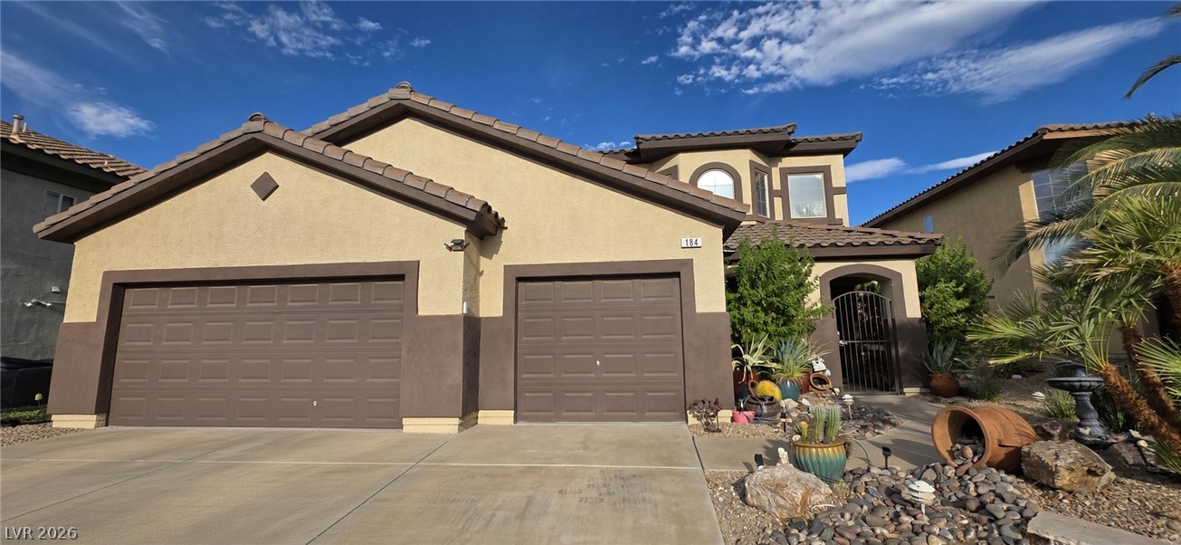 184 Red Arches Court, Henderson