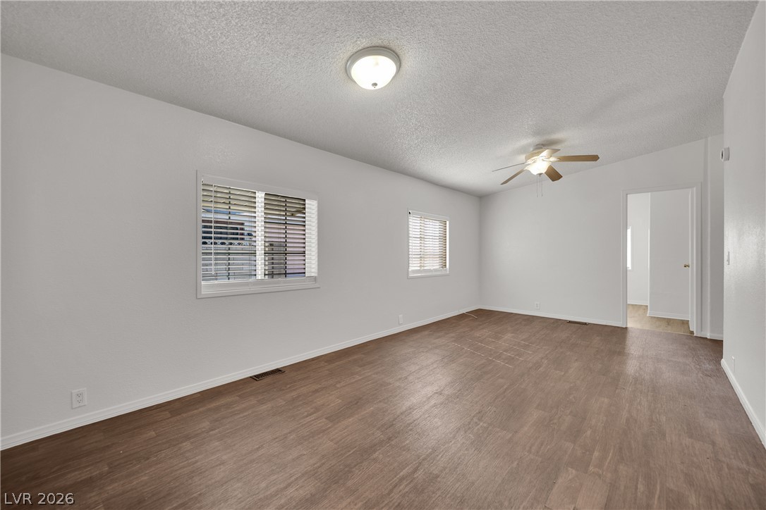 Photo 16 of 34, 5914 Sassy Rose Drive