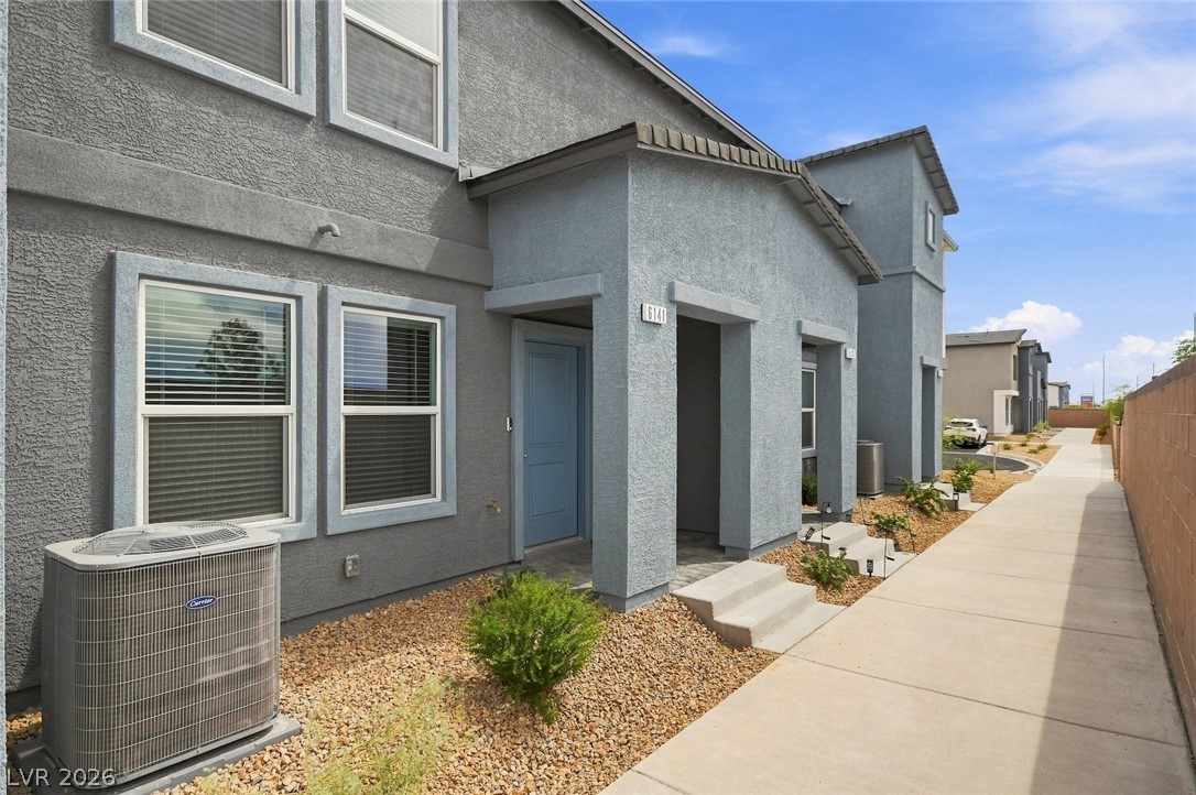 Photo 7 of 44, 6141 Musas Garden Street