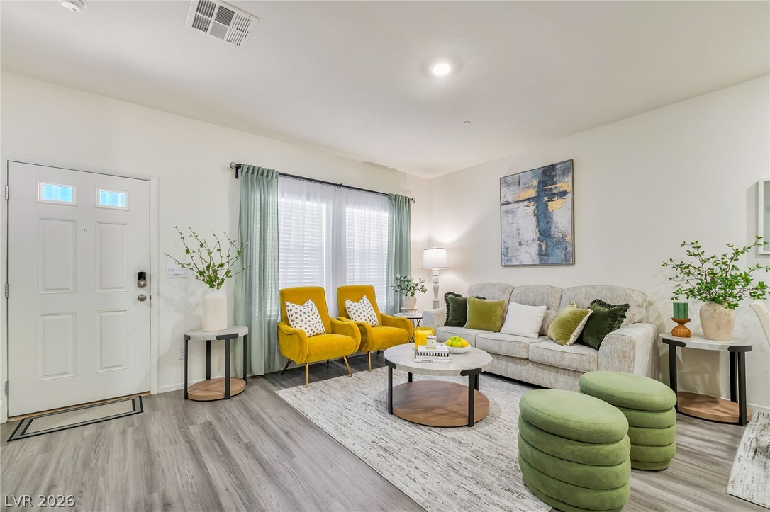 Photo 5 of 451 Horizon Cove Place
