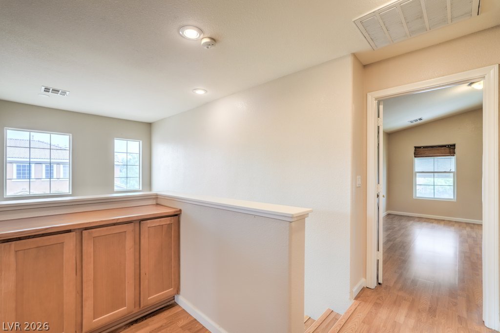 Photo 23 of 40, 8684 Rowland Bluff Avenue