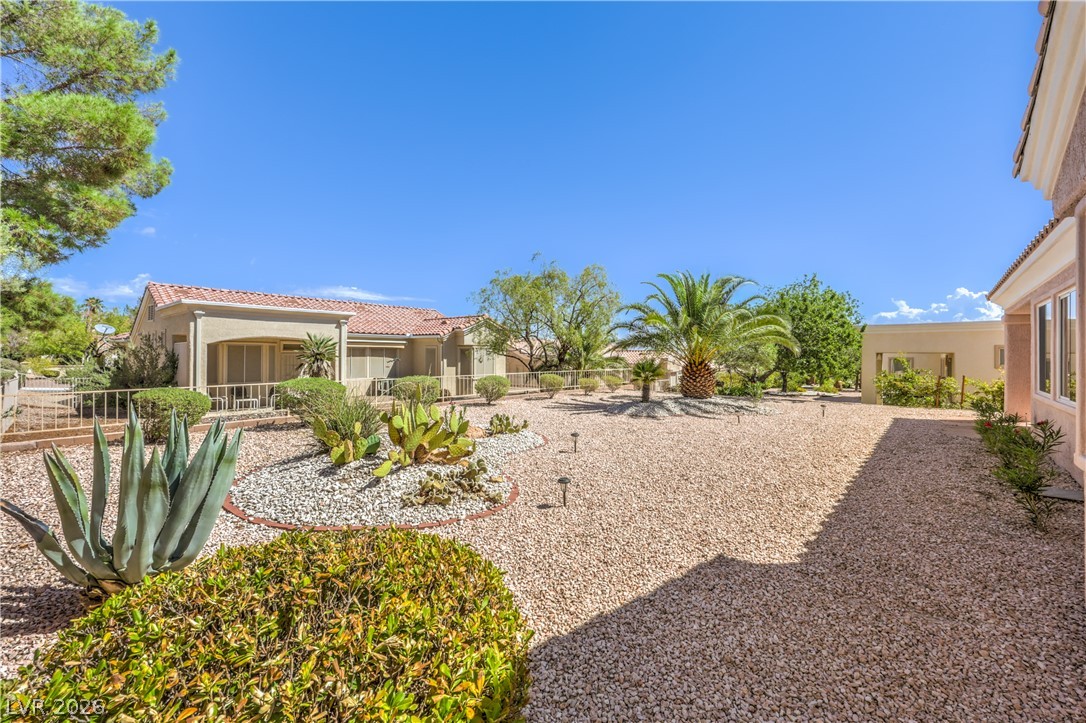 Photo 6 of 49, 10700 Grand Cypress Avenue